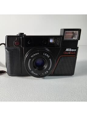 Nikon One Touch L35AF2 L35 AF2 Pikaichi 35mm Point and Shoot Film Camera WORKS